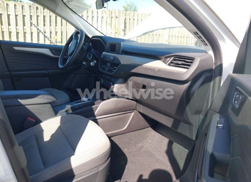 Photo 5 of 2021 Ford Escape S (VIN 1FMCU9F68MUB14274)