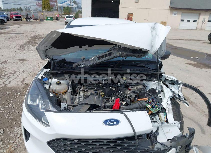 Photo 10 of 2021 Ford Escape S (VIN 1FMCU9F69MUA16645)