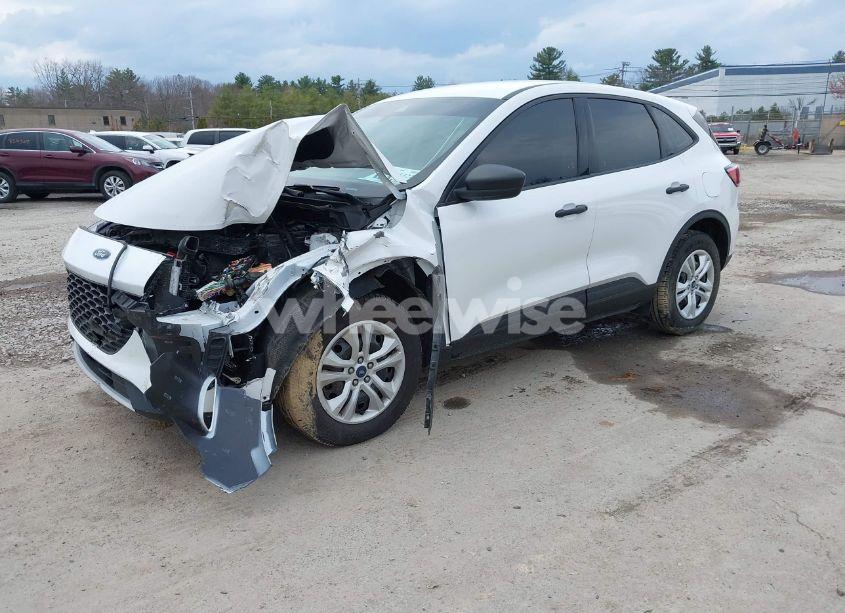 Photo 2 of 2021 Ford Escape S (VIN 1FMCU9F69MUA16645)