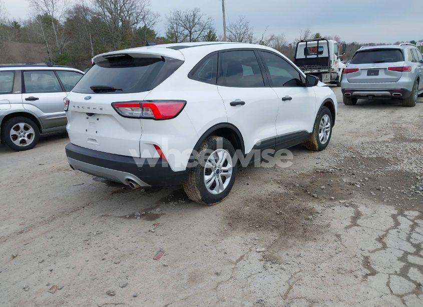 Photo 4 of 2021 Ford Escape S (VIN 1FMCU9F69MUA16645)