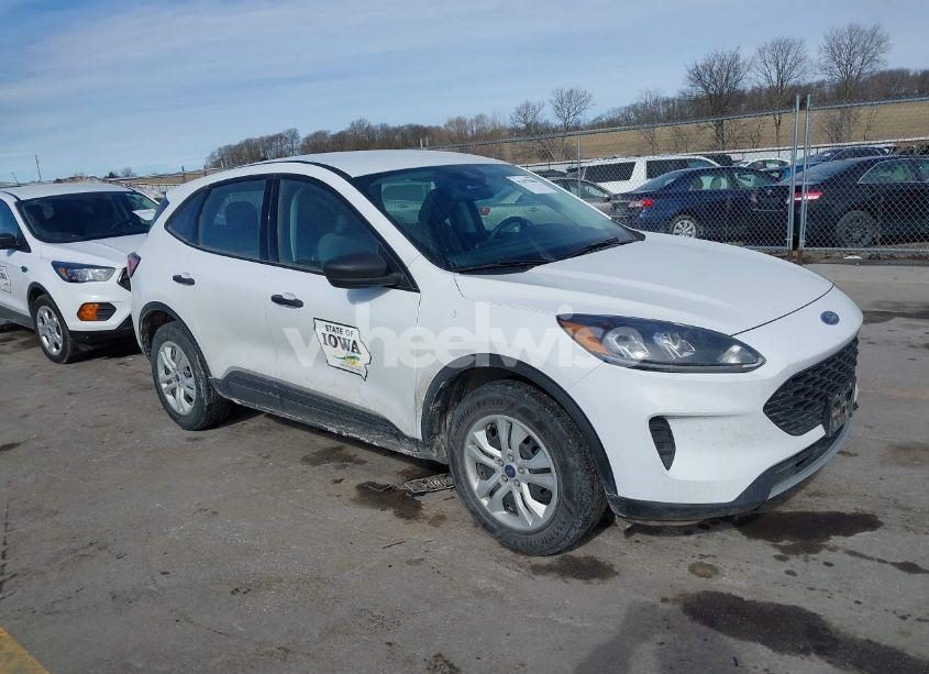 2021 Ford Escape S (VIN 1FMCU9F6XMUA50738) main photo
