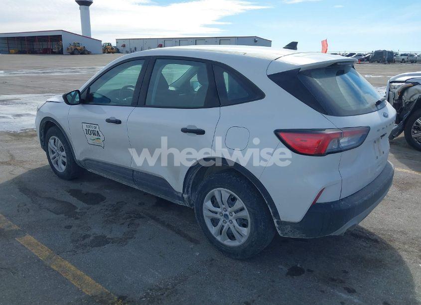 Photo 3 of 2021 Ford Escape S (VIN 1FMCU9F6XMUA50738)