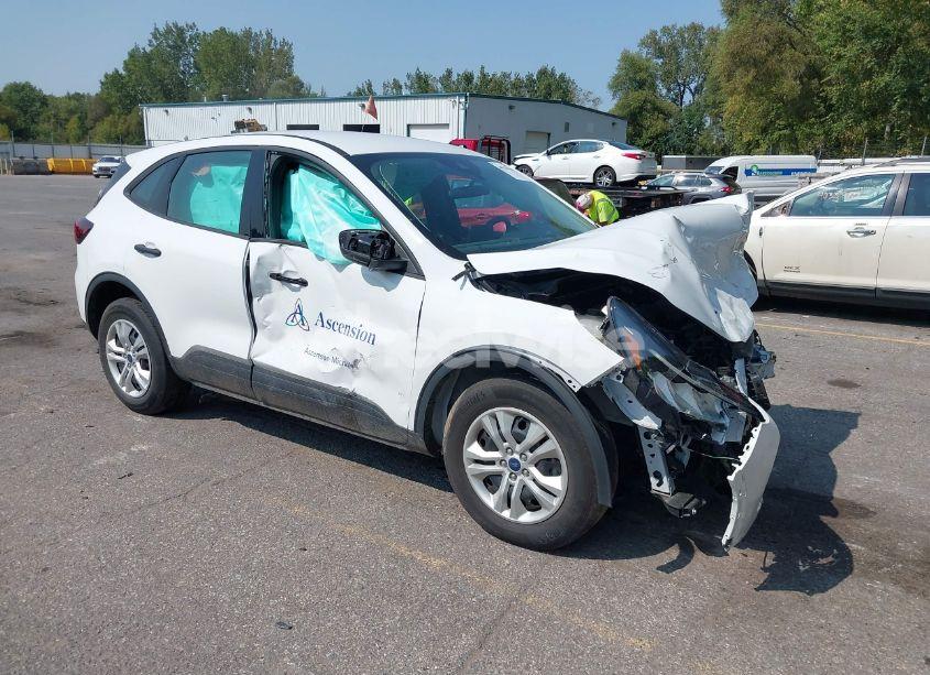 2023 Ford Escape (VIN 1FMCU9FN9PUA30282) main photo