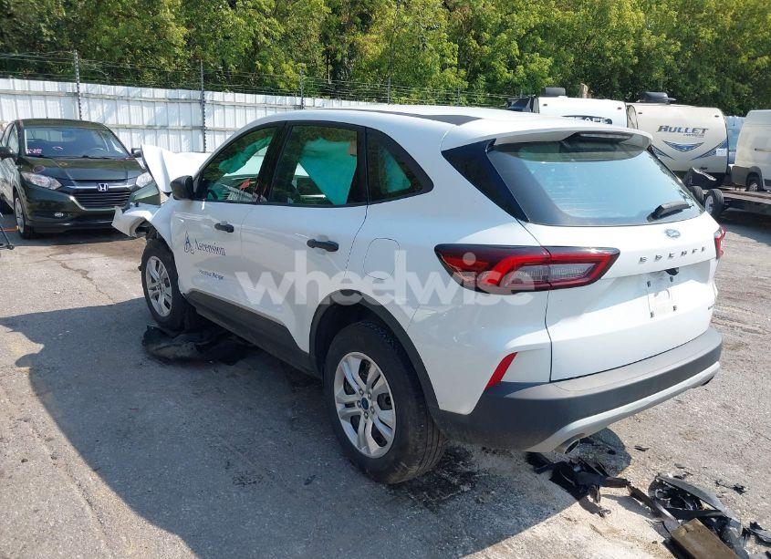 Photo 3 of 2023 Ford Escape (VIN 1FMCU9FN9PUA30282)