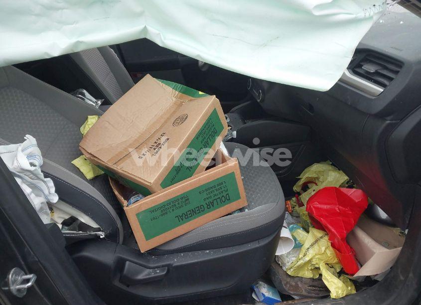 Photo 5 of 2020 Ford Escape SE (VIN 1FMCU9G60LUA96687)