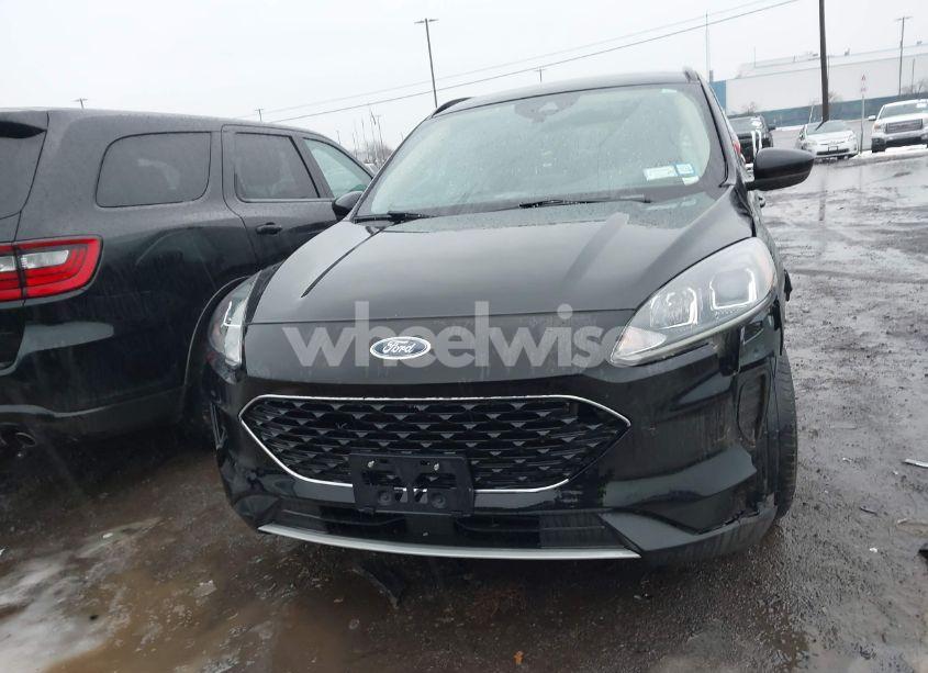 Photo 12 of 2020 Ford Escape SE (VIN 1FMCU9G60LUA97399)