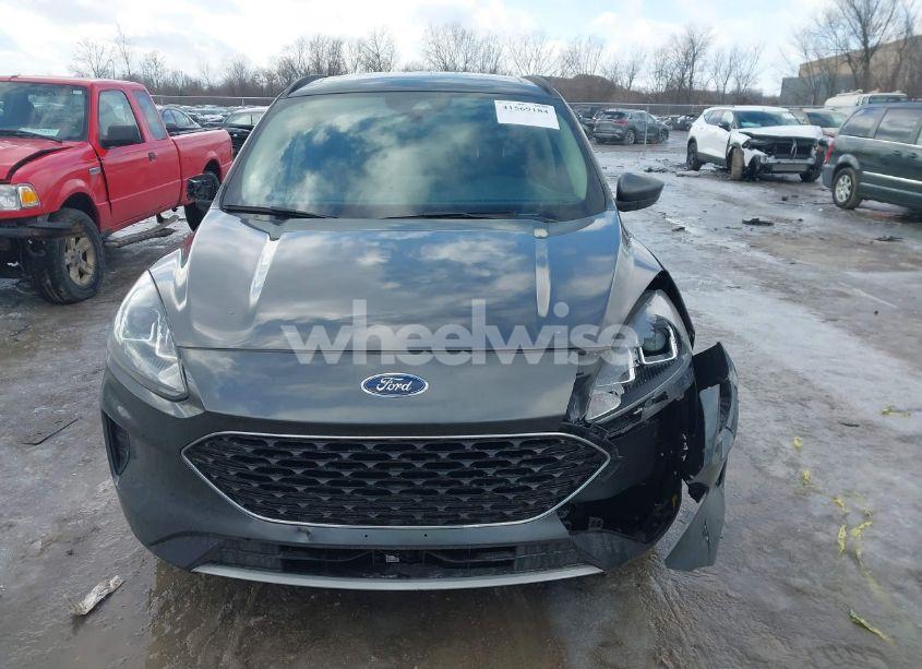 Photo 12 of 2020 Ford Escape SE (VIN 1FMCU9G60LUB39747)