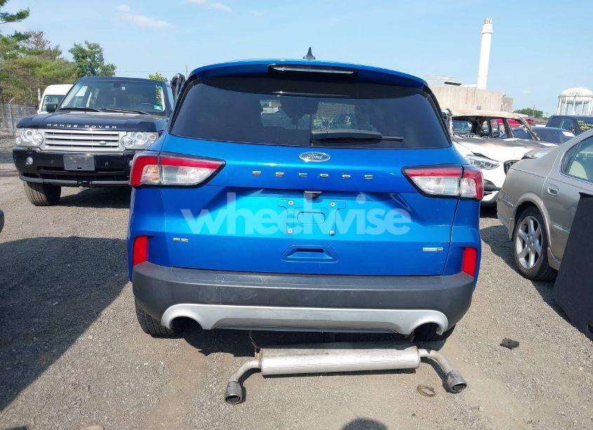 Photo 16 of 2020 Ford Escape SE (VIN 1FMCU9G60LUB48335)