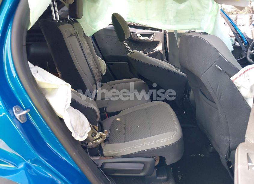 Photo 8 of 2020 Ford Escape SE (VIN 1FMCU9G60LUB48335)