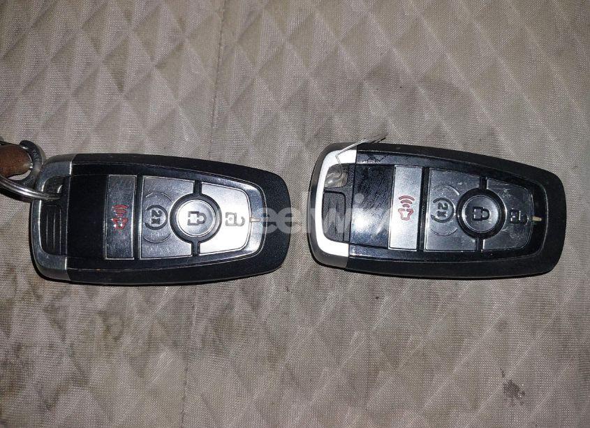 Photo 11 of 2021 Ford Escape SE (VIN 1FMCU9G60MUA32540)