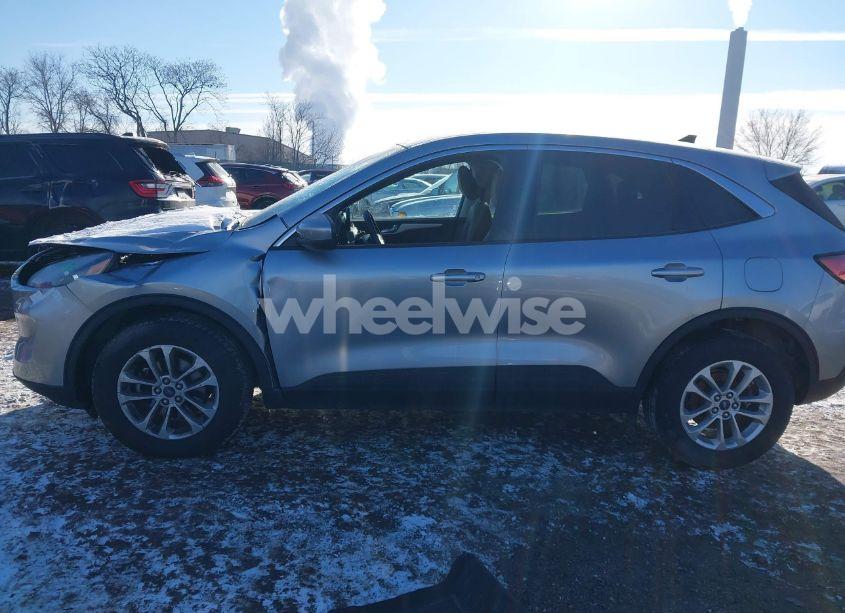 Photo 13 of 2021 Ford Escape SE (VIN 1FMCU9G60MUA46566)