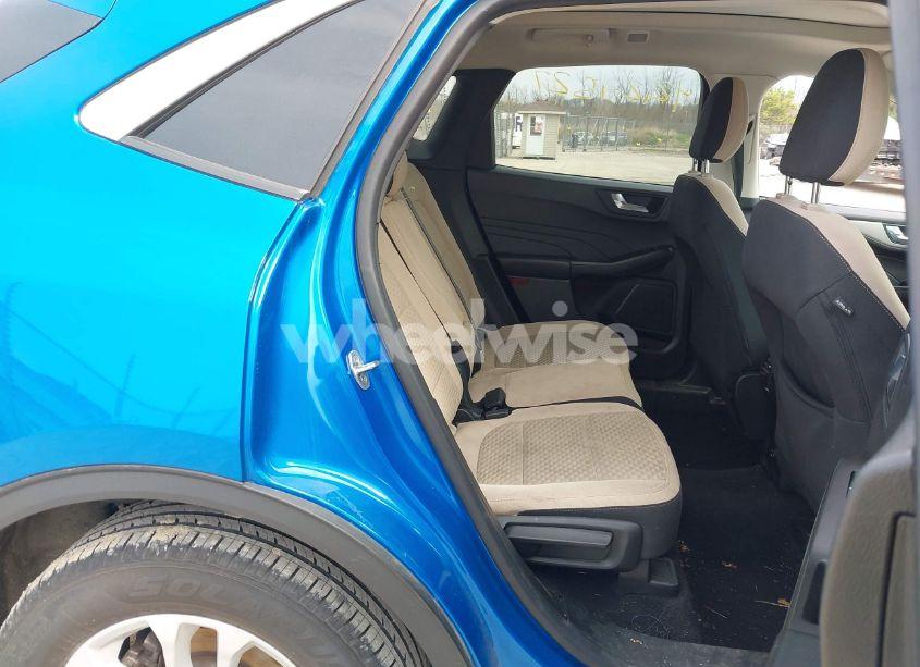 Photo 8 of 2021 Ford Escape SE (VIN 1FMCU9G60MUB02425)