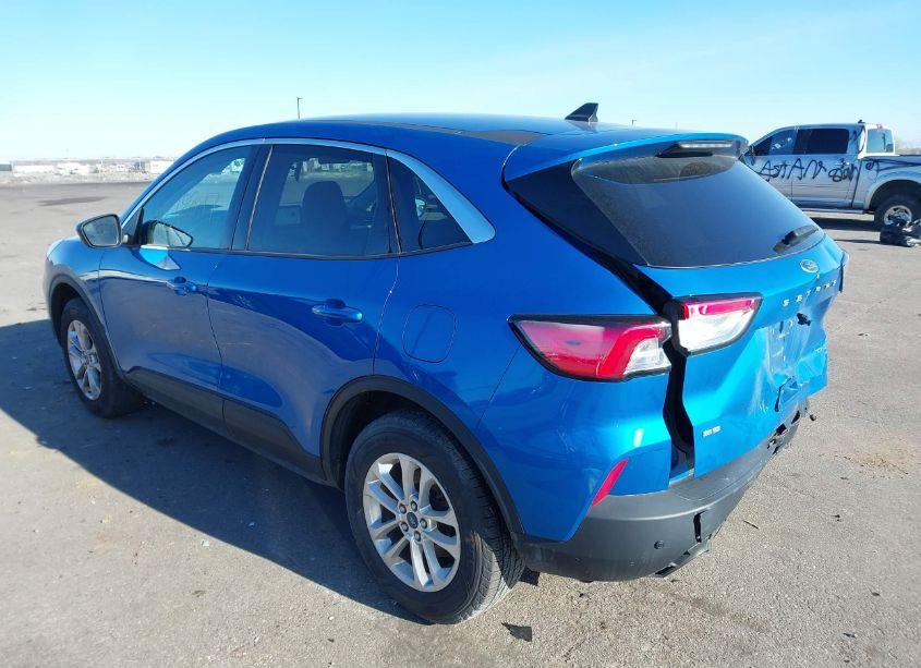 Photo 3 of 2021 Ford Escape SE (VIN 1FMCU9G60MUB28829)