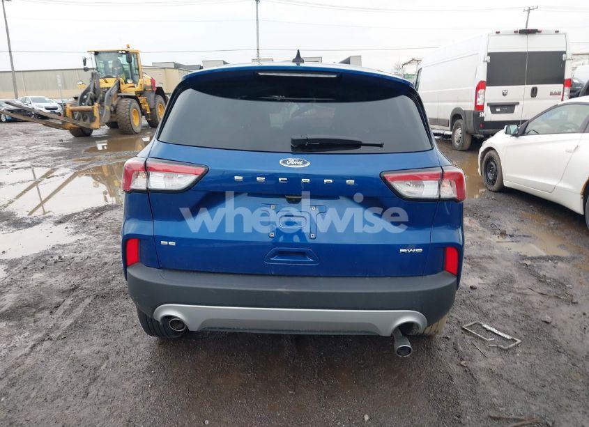 Photo 16 of 2022 Ford Escape SE (VIN 1FMCU9G60NUB82441)