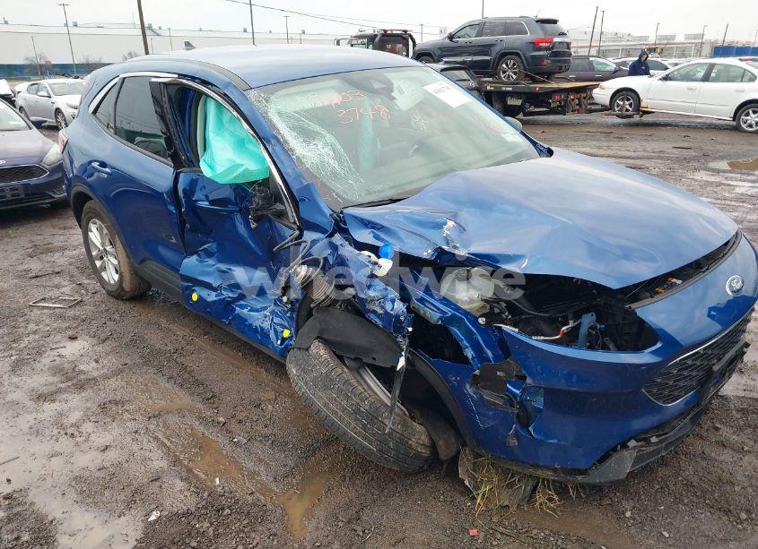 Photo 6 of 2022 Ford Escape SE (VIN 1FMCU9G60NUB82441)