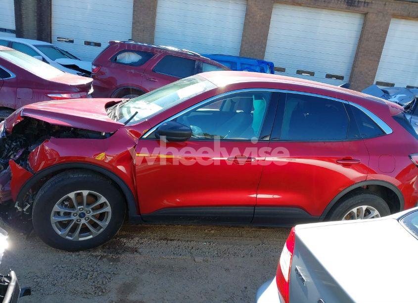 Photo 14 of 2022 Ford Escape SE (VIN 1FMCU9G60NUB94542)