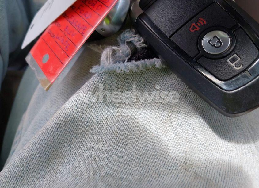 Photo 11 of 2020 Ford Escape SE (VIN 1FMCU9G61LUA92700)