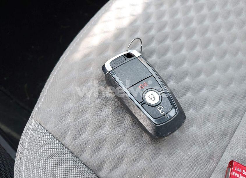 Photo 11 of 2020 Ford Escape SE (VIN 1FMCU9G61LUB46481)