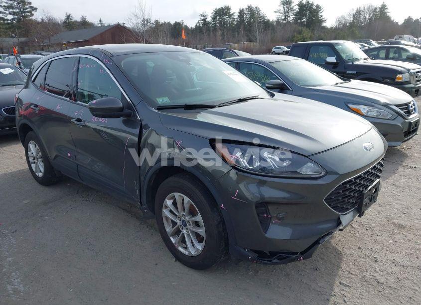 Photo 13 of 2020 Ford Escape SE (VIN 1FMCU9G61LUB46481)