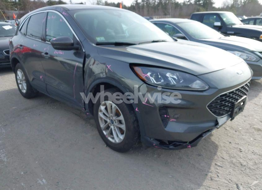 Photo 6 of 2020 Ford Escape SE (VIN 1FMCU9G61LUB46481)