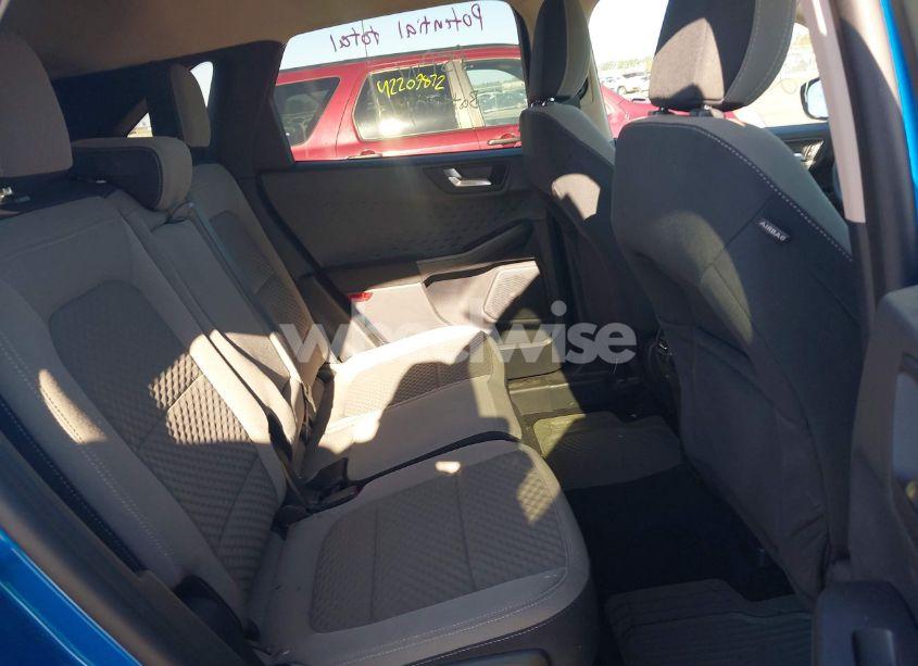 Photo 8 of 2020 Ford Escape SE (VIN 1FMCU9G61LUB49218)