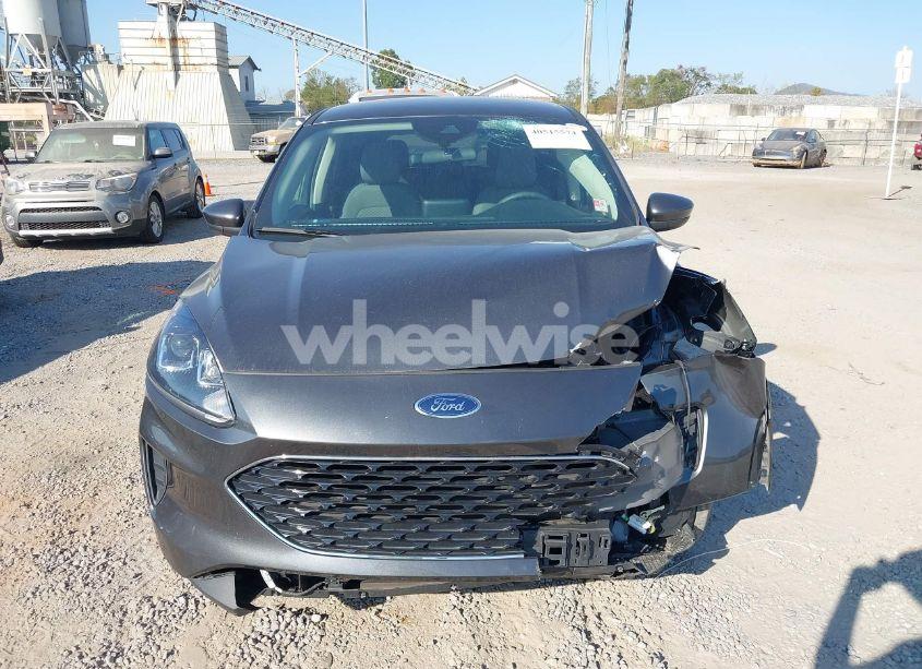 Photo 12 of 2020 Ford Escape SE (VIN 1FMCU9G61LUB64558)