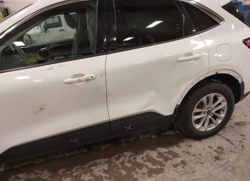 Photo 12 of 2020 Ford Escape SE (VIN 1FMCU9G61LUB65502)