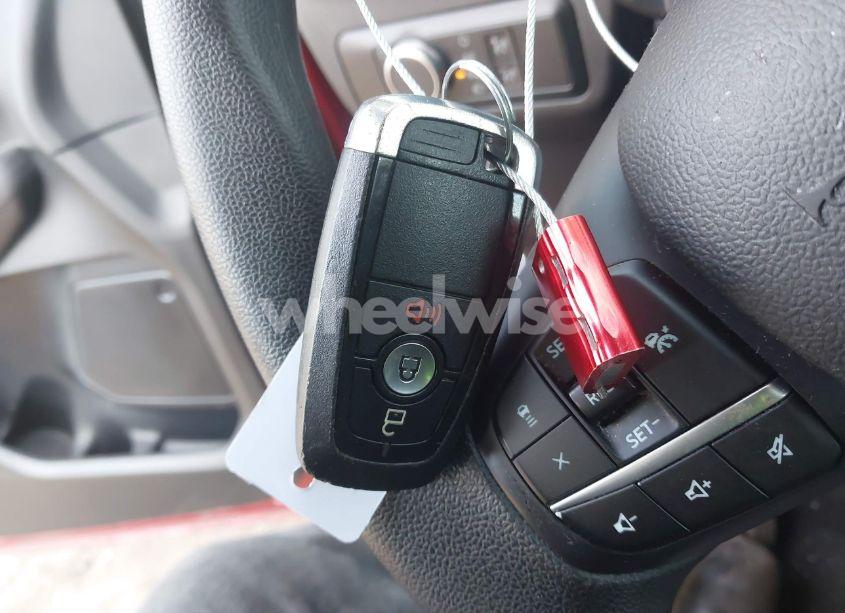 Photo 11 of 2020 Ford Escape SE (VIN 1FMCU9G61LUB86608)