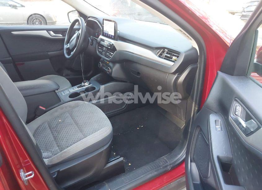 Photo 5 of 2020 Ford Escape SE (VIN 1FMCU9G61LUB86608)