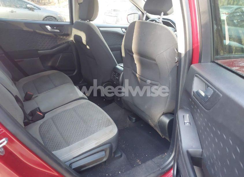 Photo 8 of 2020 Ford Escape SE (VIN 1FMCU9G61LUB86608)