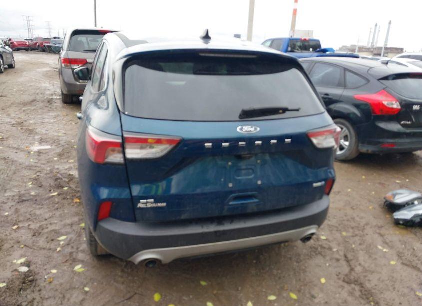 Photo 17 of 2020 Ford Escape SE (VIN 1FMCU9G61LUC10261)