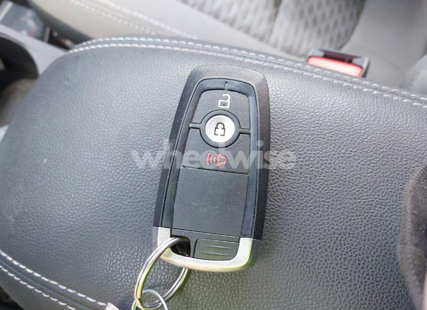 Photo 11 of 2020 Ford Escape SE (VIN 1FMCU9G61LUC33295)