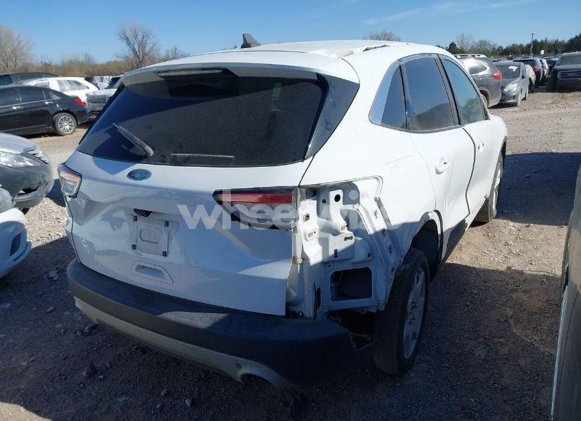 Photo 4 of 2020 Ford Escape SE (VIN 1FMCU9G61LUC57175)
