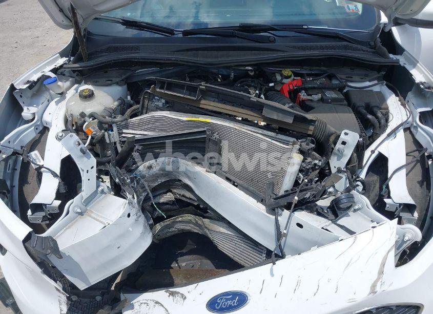 Photo 10 of 2021 Ford Escape SE (VIN 1FMCU9G61MUA30151)