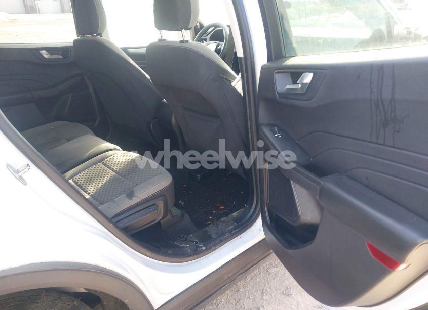 Photo 8 of 2021 Ford Escape SE (VIN 1FMCU9G61MUA51534)