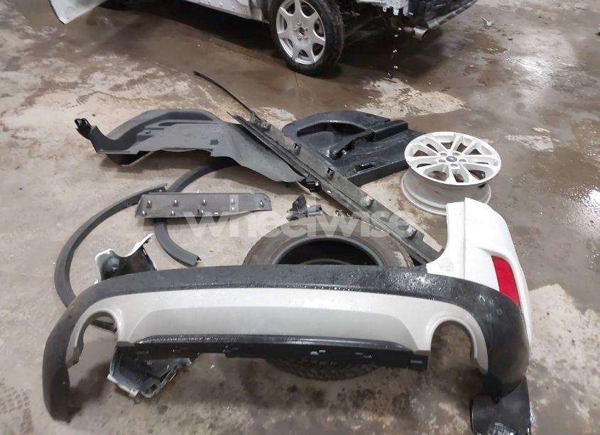 Photo 12 of 2022 Ford Escape SE (VIN 1FMCU9G61NUA42771)