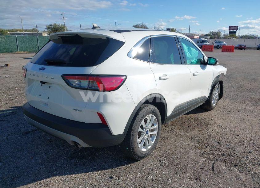 Photo 4 of 2022 Ford Escape SE (VIN 1FMCU9G61NUA60672)