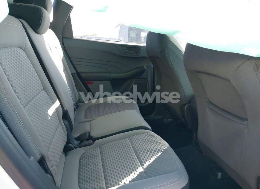 Photo 8 of 2022 Ford Escape SE (VIN 1FMCU9G61NUA60672)