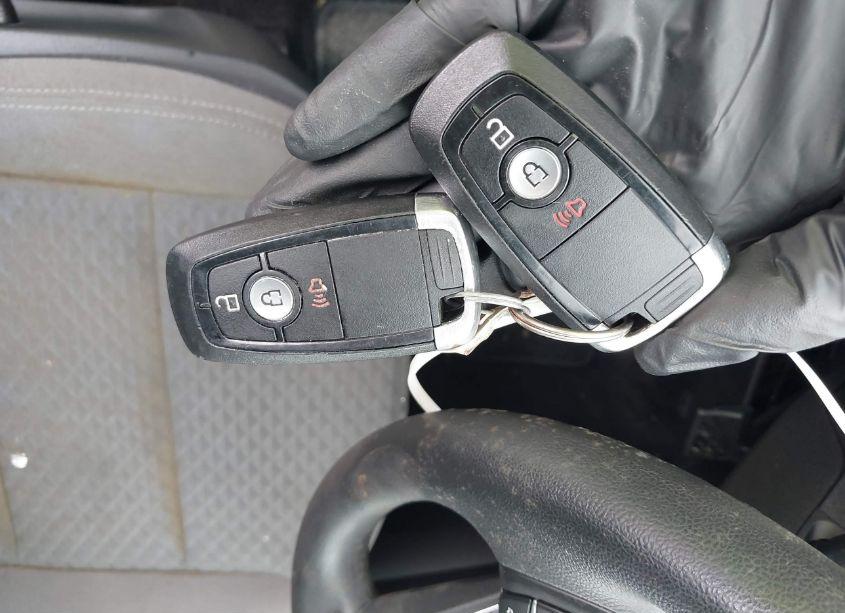 Photo 11 of 2022 Ford Escape SE (VIN 1FMCU9G61NUA62857)