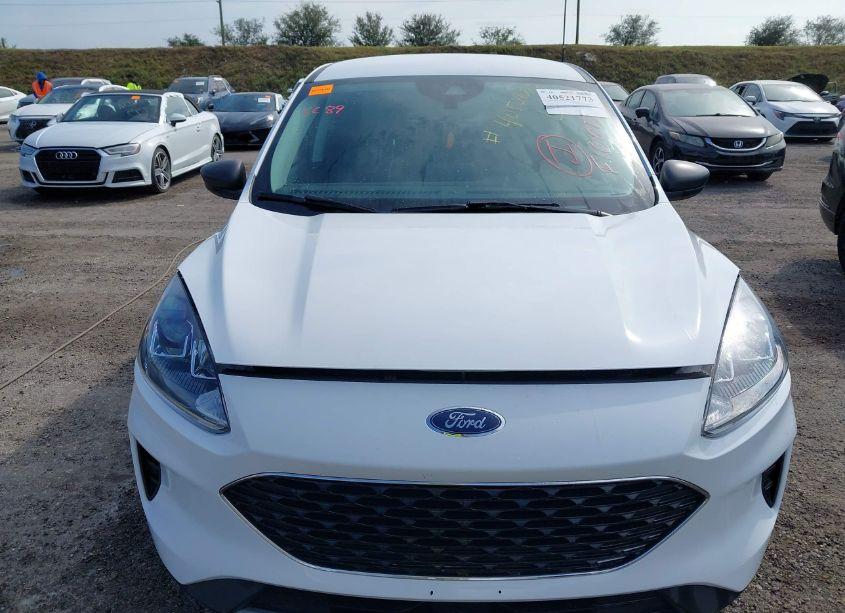 Photo 12 of 2022 Ford Escape SE (VIN 1FMCU9G61NUA62857)