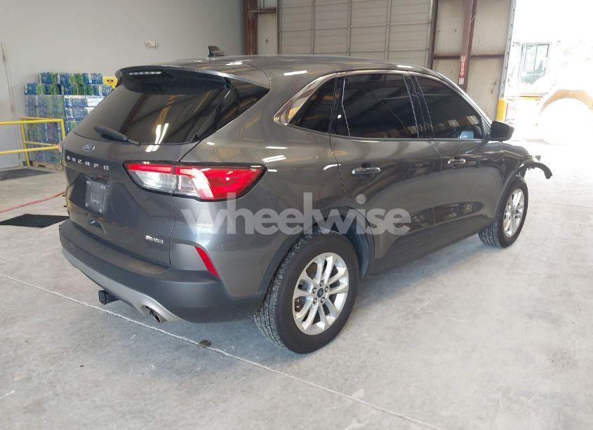 Photo 4 of 2022 Ford Escape SE (VIN 1FMCU9G61NUB81492)