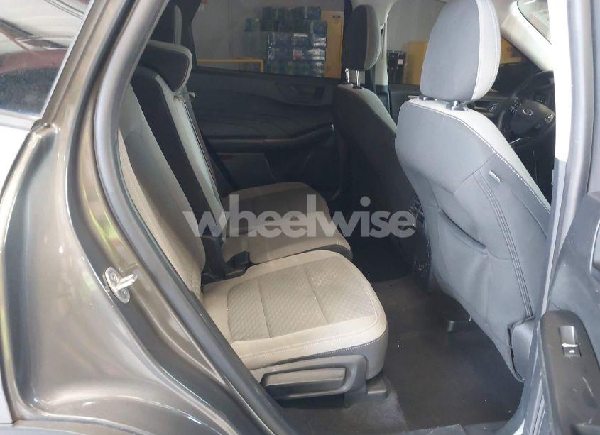 Photo 8 of 2022 Ford Escape SE (VIN 1FMCU9G61NUB81492)