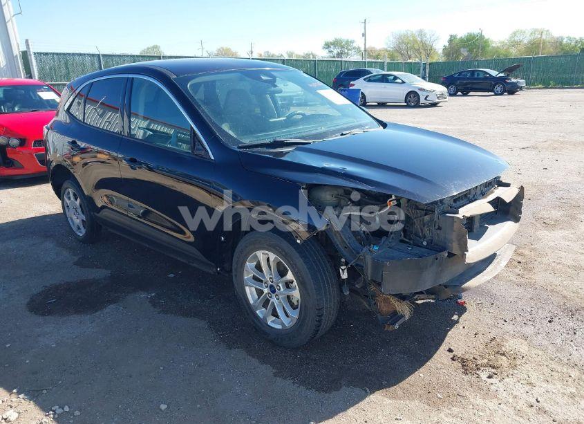2020 Ford Escape SE (VIN 1FMCU9G62LUB25722) main photo