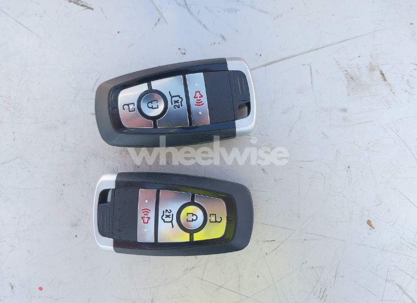 Photo 11 of 2020 Ford Escape SE (VIN 1FMCU9G62LUB25722)