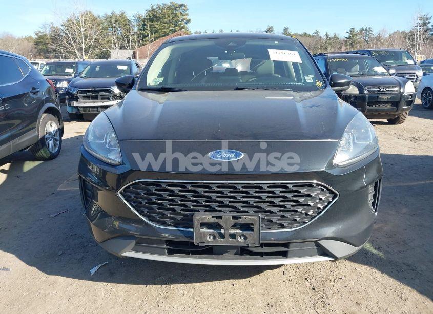 Photo 12 of 2020 Ford Escape SE (VIN 1FMCU9G62LUC22404)