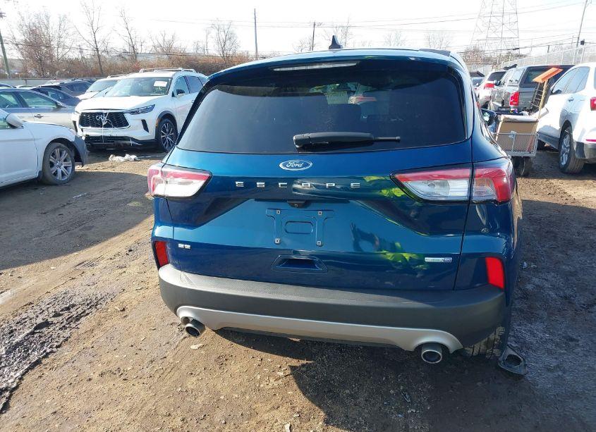 Photo 16 of 2020 Ford Escape SE (VIN 1FMCU9G62LUC32141)