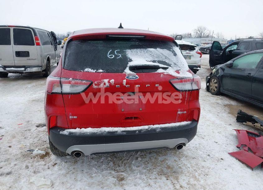 Photo 17 of 2020 Ford Escape SE (VIN 1FMCU9G62LUC65799)