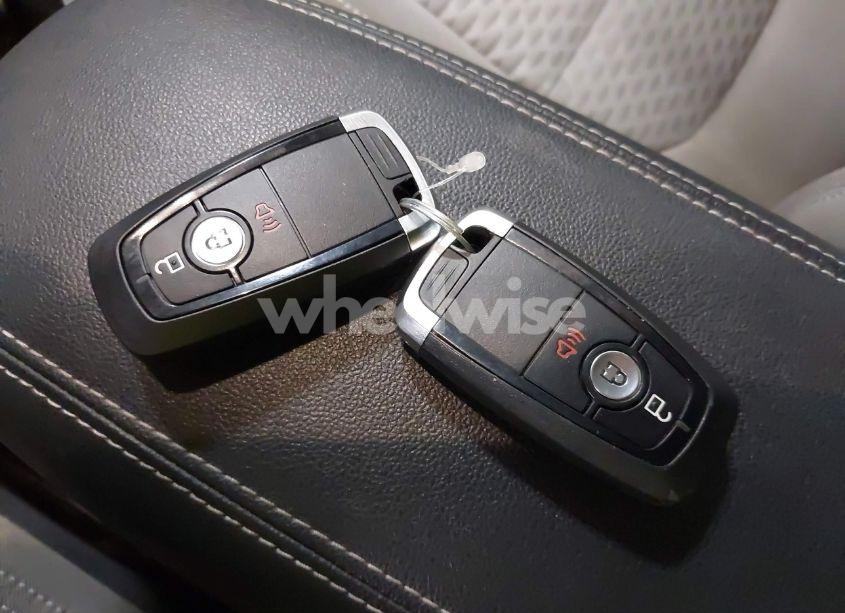 Photo 11 of 2021 Ford Escape SE (VIN 1FMCU9G62MUA39795)