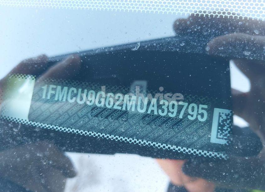 Photo 9 of 2021 Ford Escape SE (VIN 1FMCU9G62MUA39795)