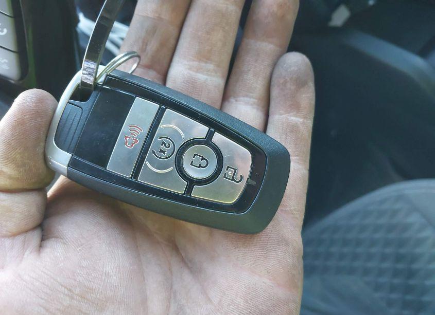 Photo 11 of 2022 Ford Escape SE (VIN 1FMCU9G62NUA49230)